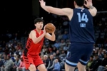 阵容畸形且看不到未来基石的开拓者 这个截止日该尽快策划交易了